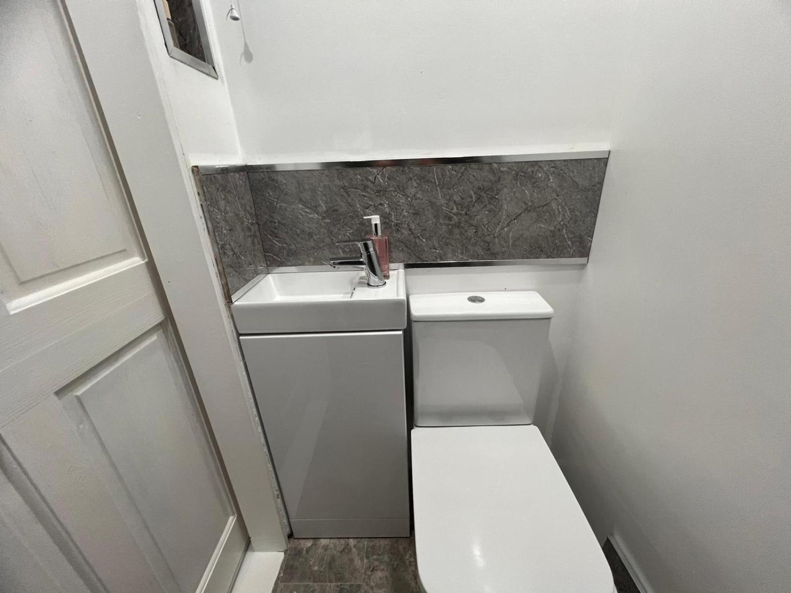 Shared House In Central Location อินเวอร์เนส ภายนอก รูปภาพ